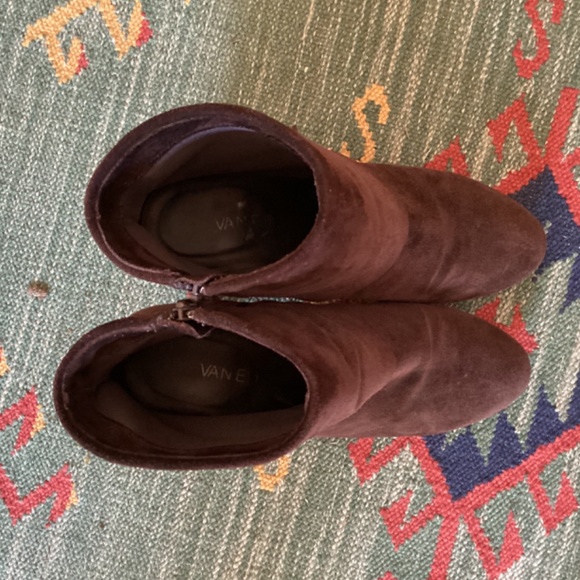 Van Eli Brown Suede Boots - Picture 9 of 11